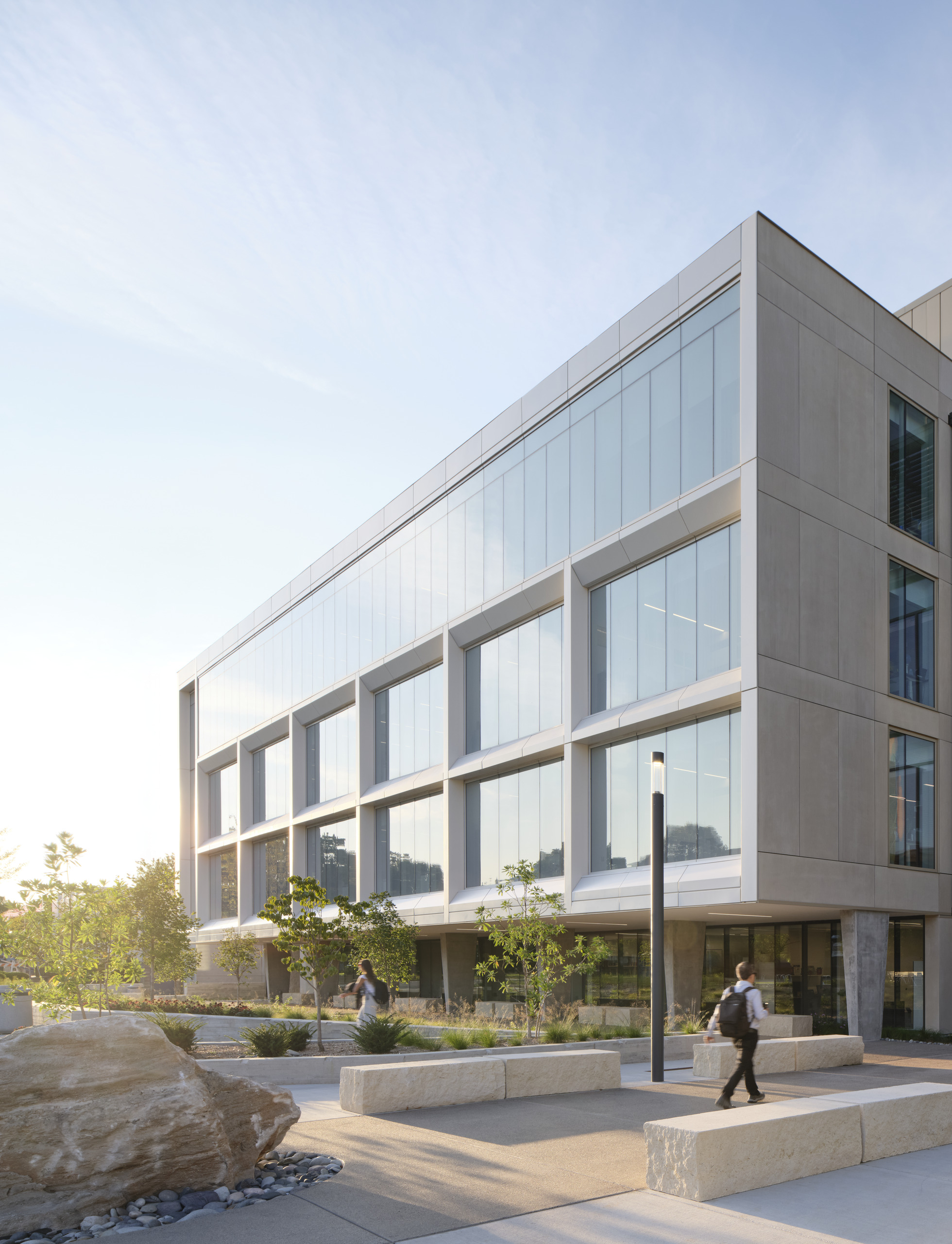 Blunt Hall College of Natural and Applied Sciences