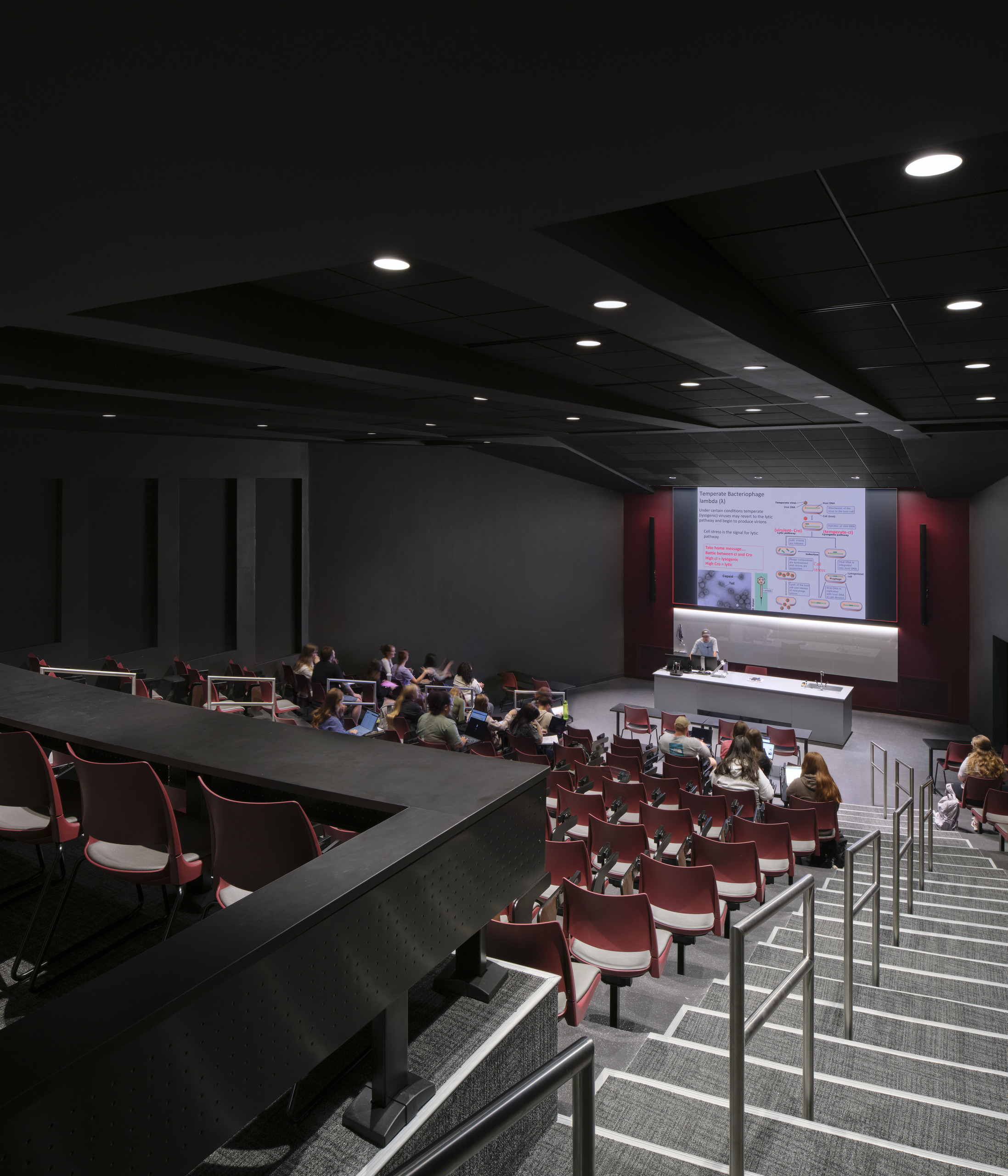 Blunt Hall College of Natural and Applied Sciences