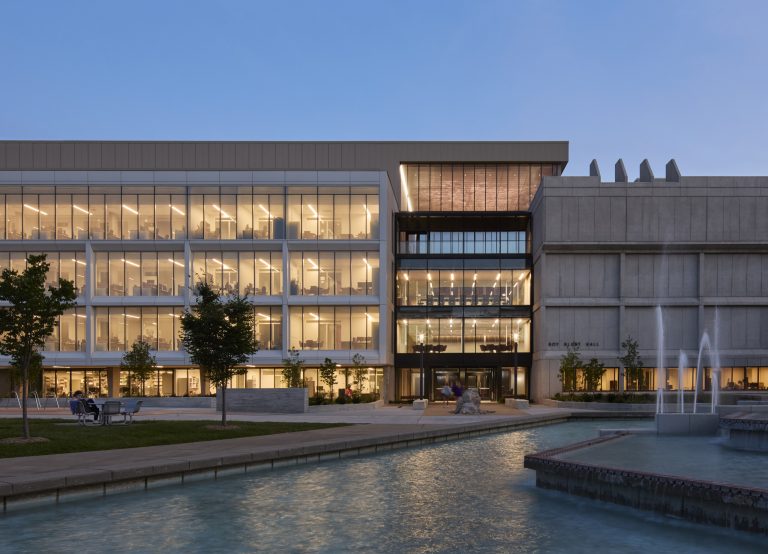 Blunt Hall College of Natural and Applied Sciences