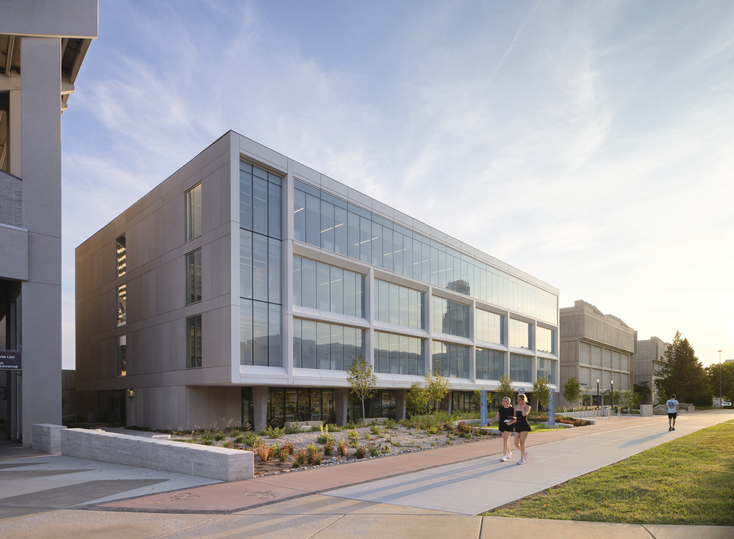 Blunt Hall College of Natural and Applied Sciences